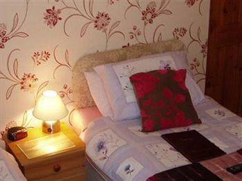 The Libra - Adults Only With Carpark Guest house